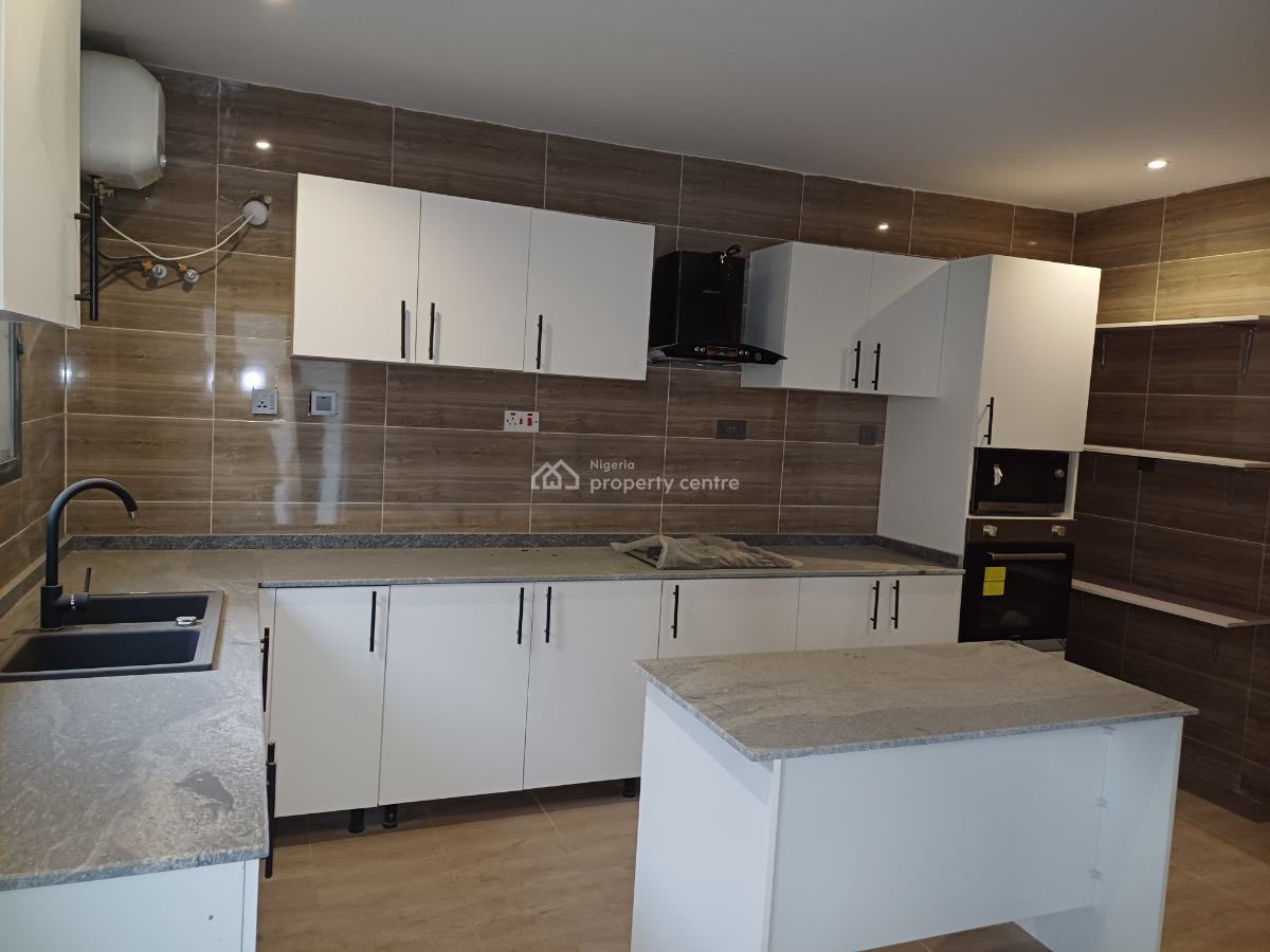 Serviced Self-compound 4 Bedroom Terrace Duplex with Bq, Wuse, Abuja, Terraced Duplex for Rent