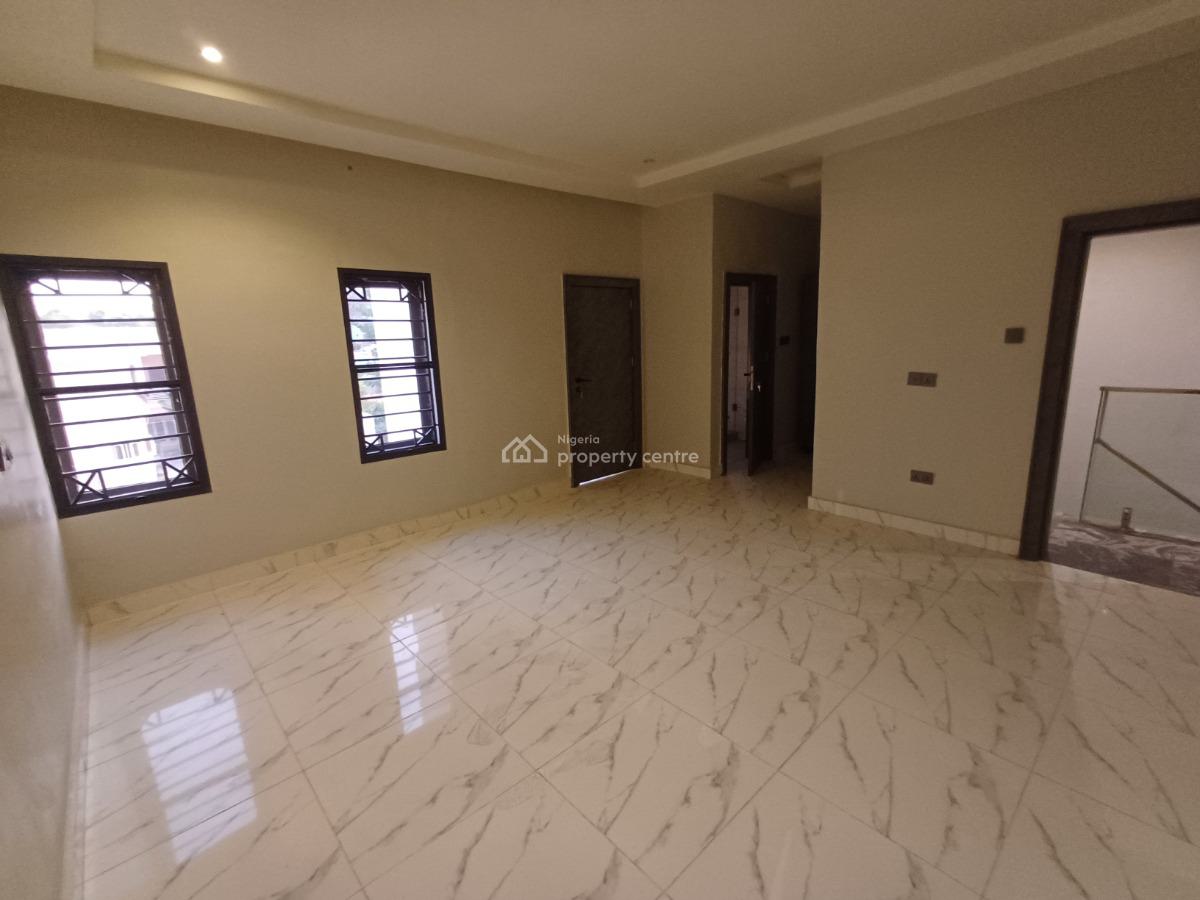 Serviced Self-compound 4 Bedroom Terrace Duplex with Bq, Wuse, Abuja, Terraced Duplex for Rent