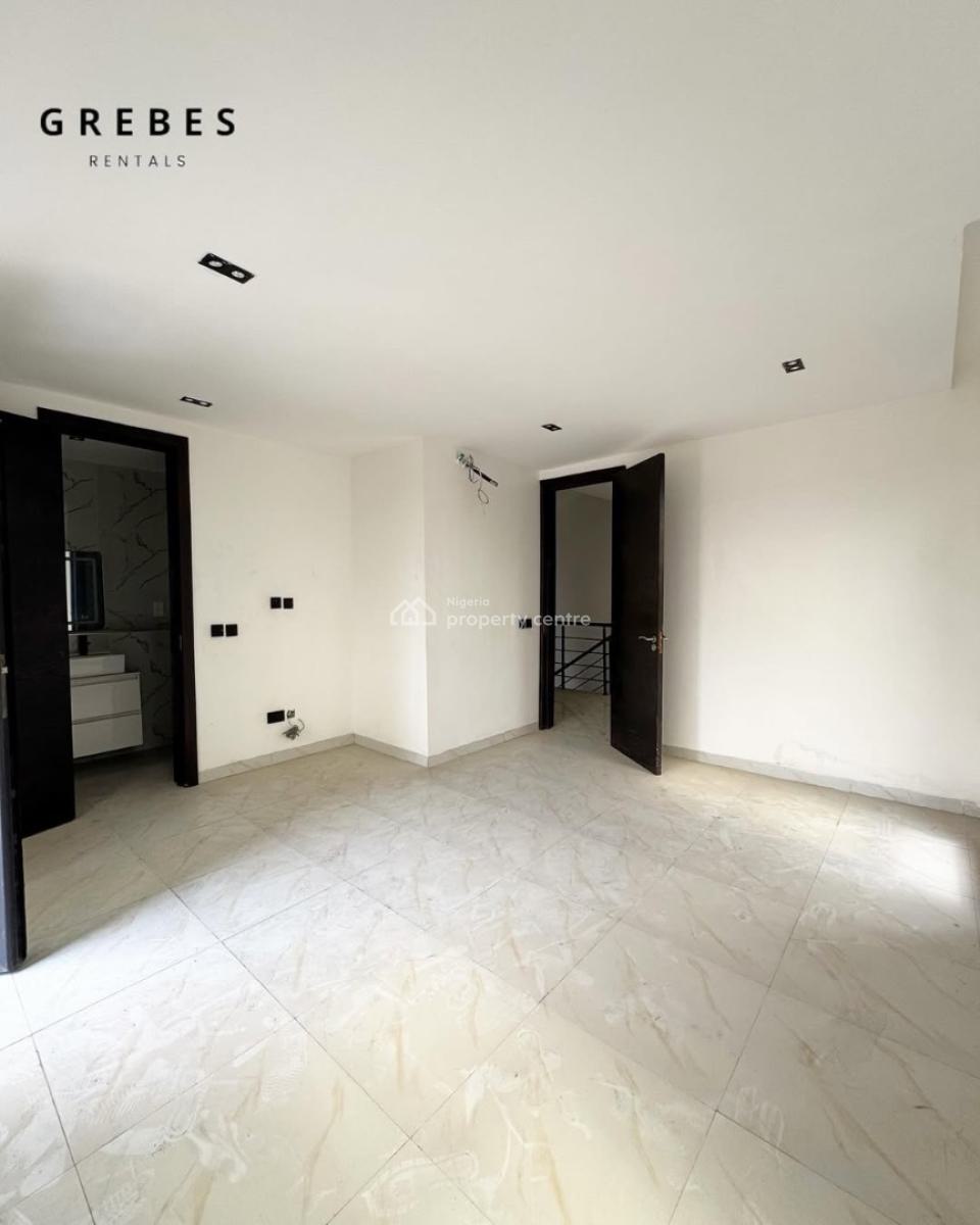 4bedroom Terrace Duplex, Lekki Phase One, Lekki, Lagos, Terraced Duplex for Rent