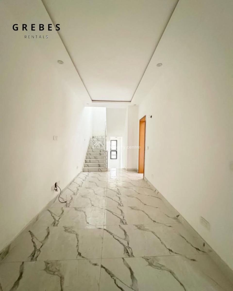4bedroom Terrace Duplex with Gym and Pool, Lekki Phase One, Lekki, Lagos, Terraced Duplex for Rent