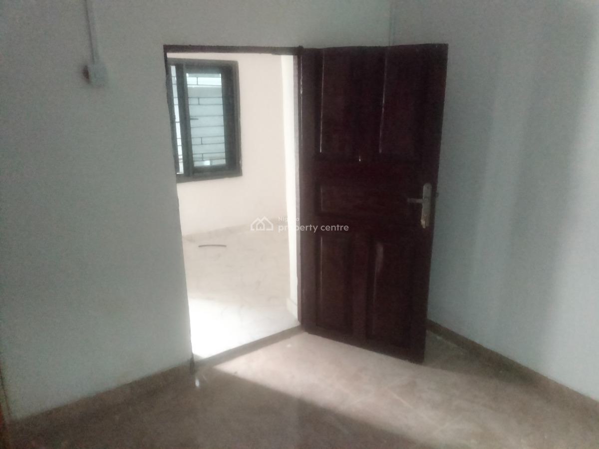 Well Renovated and Decent Mini Flat with  Pop and 2 Toilets, Ketu Alapere, Alapere, Ketu, Lagos, Mini Flat (room and Parlour) for Rent
