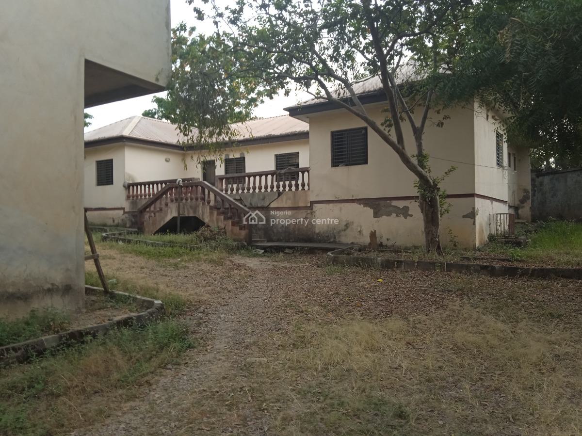 2,864sqm Buy and Rebuild Terraces in a Prime Residential, Off Ademola Adetokunbo, Wuse 2, Abuja, Detached Duplex for Sale