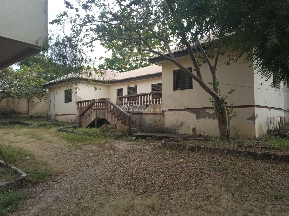 2,864sqm Buy and Rebuild Terraces in a Prime Residential, Off Ademola Adetokunbo, Wuse 2, Abuja, Detached Duplex for Sale