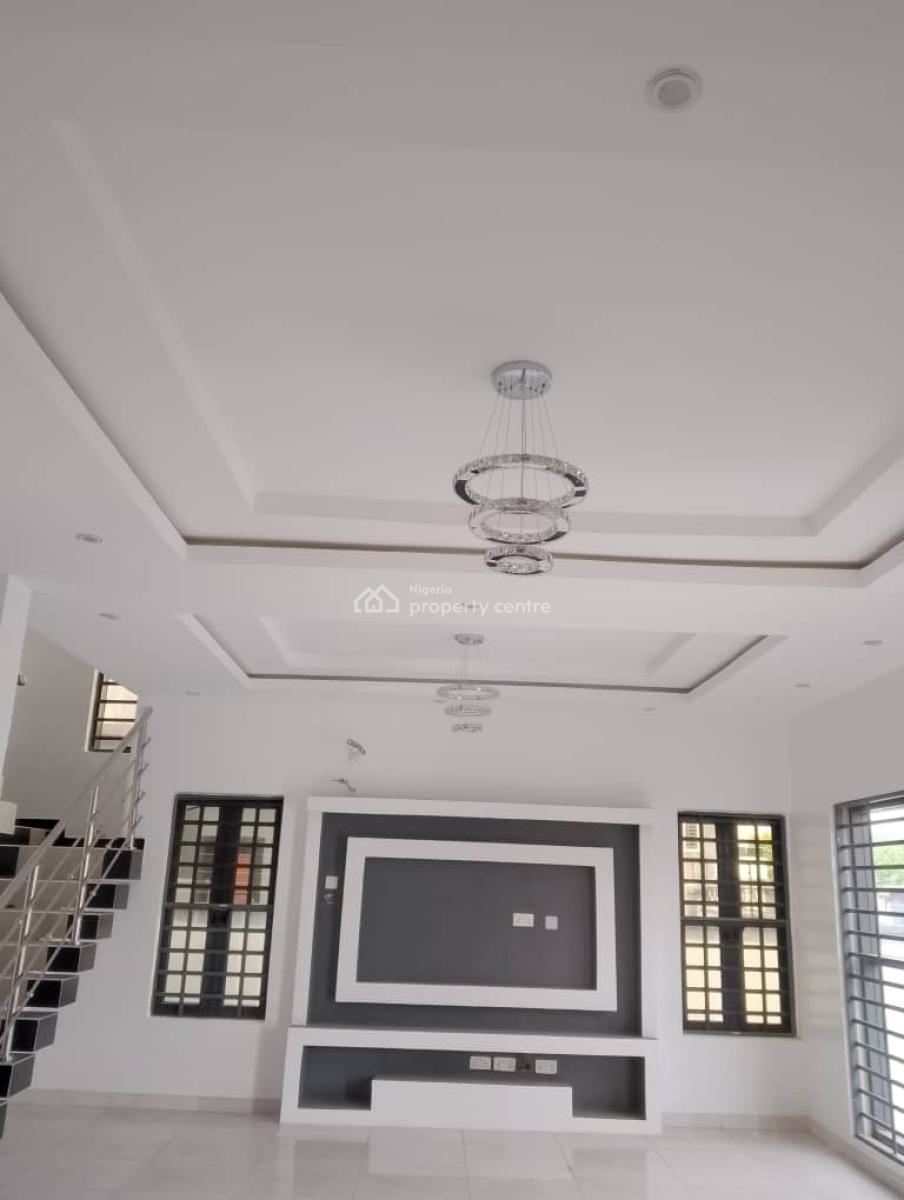 Family-sized Living: Stunning 4 Bedroom Detached Duplex with Bq, Off Ogombo Road, Ogombo, Ajah, Lagos, Detached Duplex for Rent