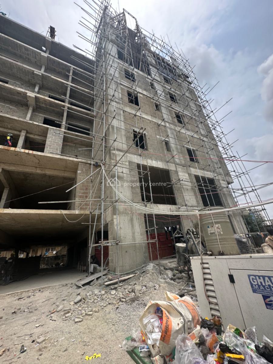 Large and High Ceiling 2 Bed with Bq, Admiralty Way, Lekki Phase 1, Lekki, Lagos, Flat / Apartment for Sale