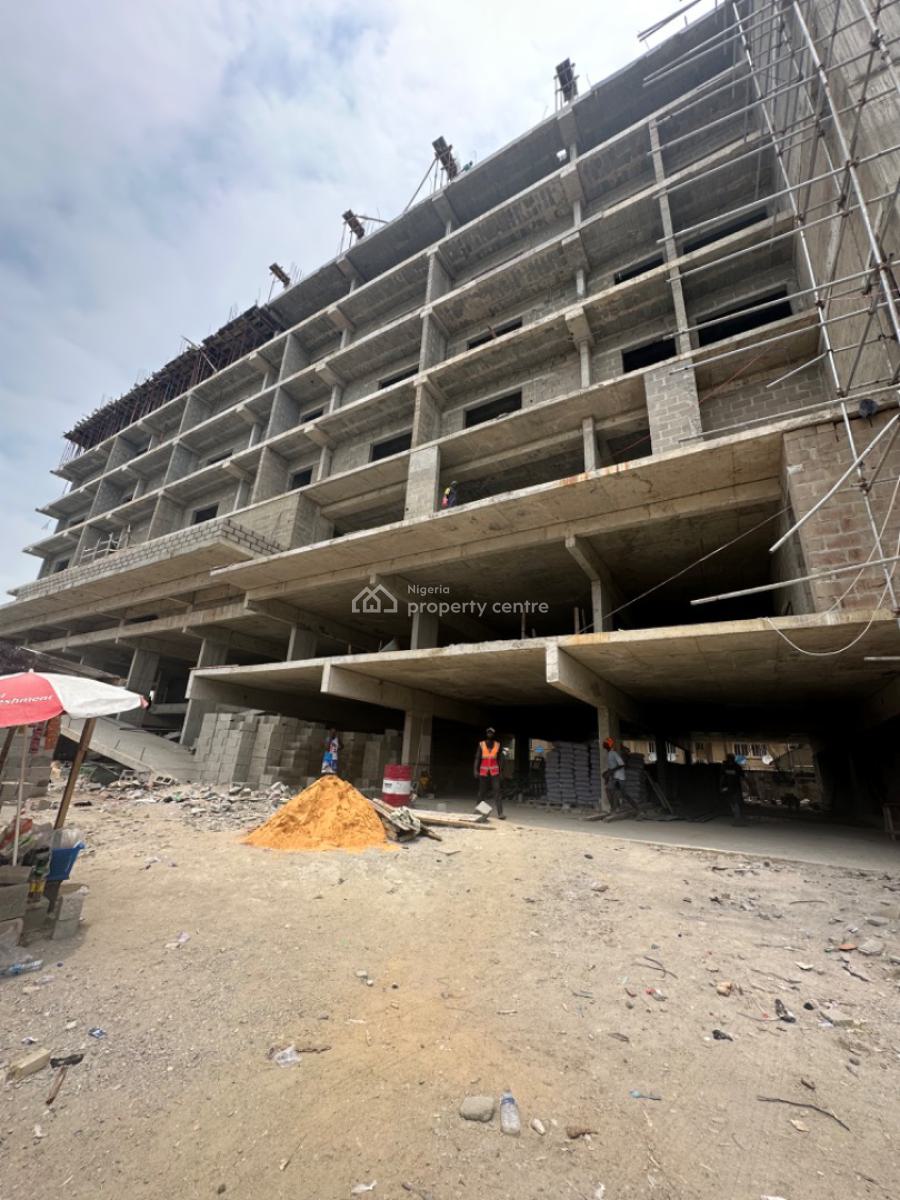 Large and High Ceiling 2 Bed with Bq, Admiralty Way, Lekki Phase 1, Lekki, Lagos, Flat / Apartment for Sale