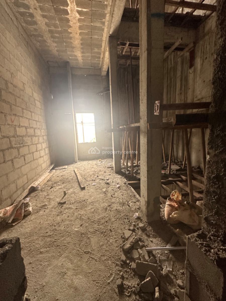 Large and High Ceiling 2 Bed with Bq, Admiralty Way, Lekki Phase 1, Lekki, Lagos, Flat / Apartment for Sale