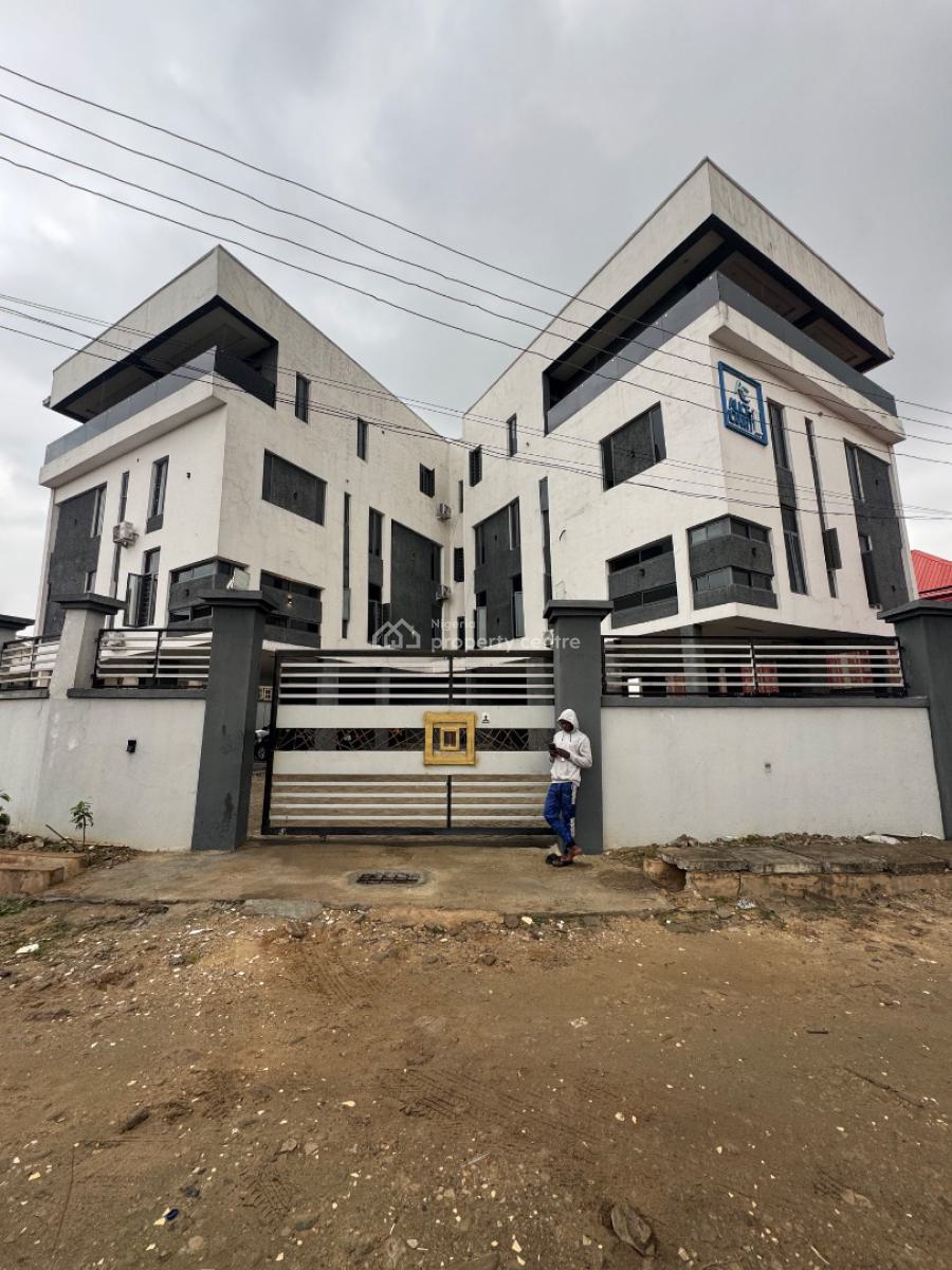 Fully Furnished 4 Bedroom Penthouse in a Gated Estate (1 Unit Left), Gbagada, Lagos, House for Sale