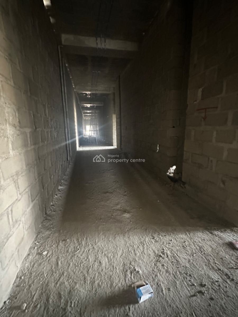 1 Bed Flat with Pool, Off Admiralty, Lekki Phase 1, Lekki, Lagos, Flat / Apartment for Sale