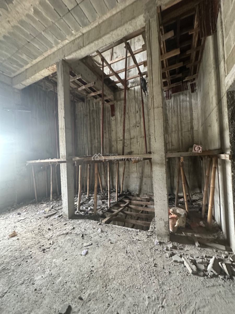 1 Bed Flat with Pool, Off Admiralty, Lekki Phase 1, Lekki, Lagos, Flat / Apartment for Sale