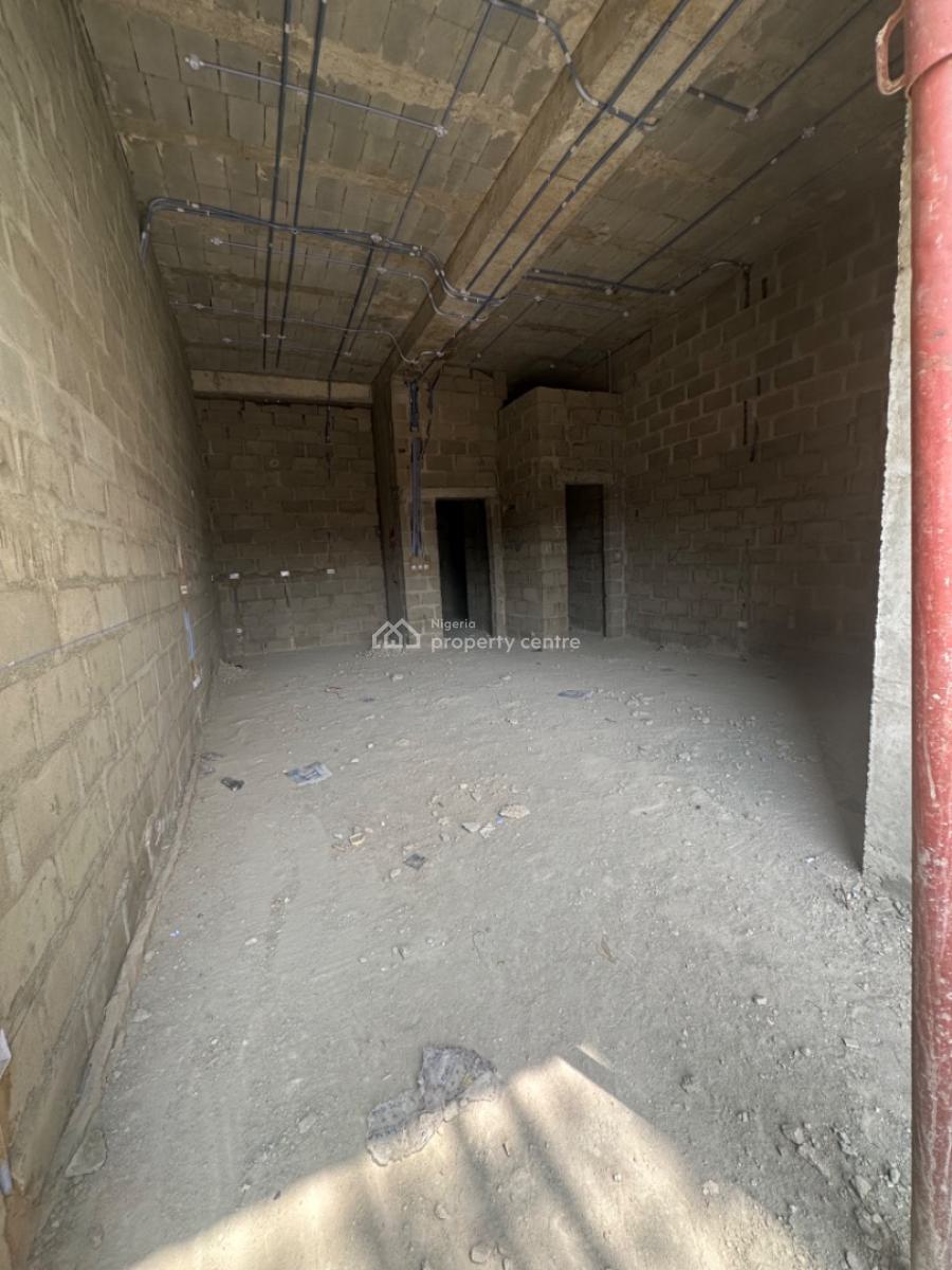 1 Bed Flat with Pool, Off Admiralty, Lekki Phase 1, Lekki, Lagos, Flat / Apartment for Sale