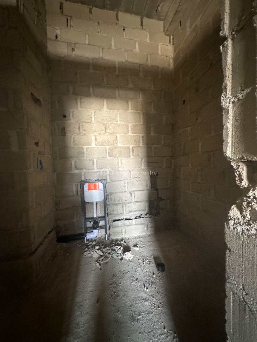 1 Bed Flat with Pool, Off Admiralty, Lekki Phase 1, Lekki, Lagos, Flat / Apartment for Sale