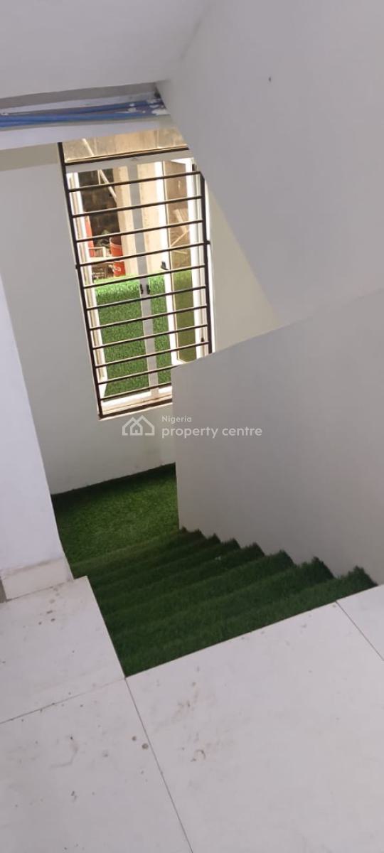 a Commercial Open Plan Office Space on 4 Floors, Mobolaji Bank Anthony Way, Maryland, Lagos, Office Space for Rent