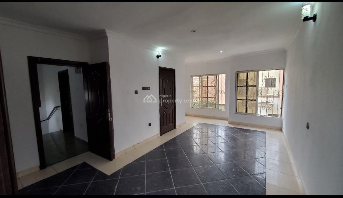 4bedroom Terrace Available, Lekki Lagos, Lekki Phase 1, Lekki, Lagos, Terraced Duplex for Rent