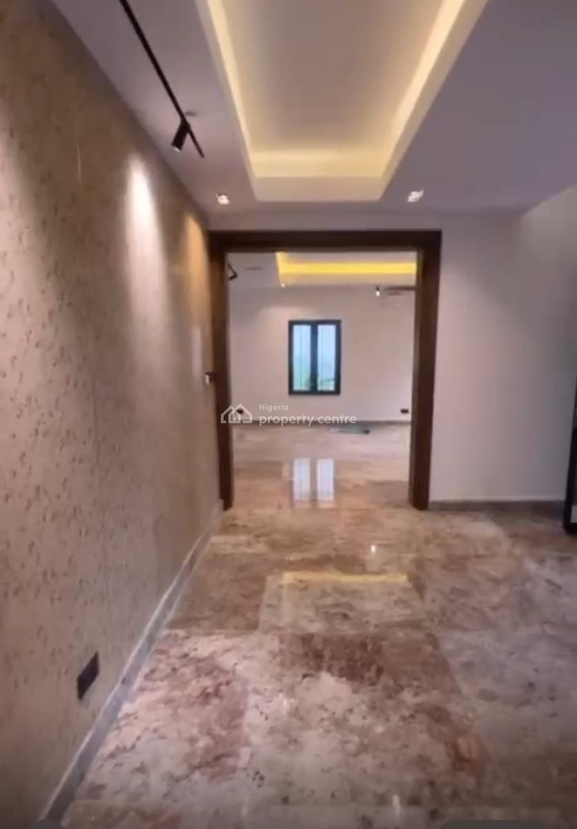 Well Finished 4 Bedroom Semi-detached Duplex with Bq, Guzape District, Abuja, Semi-detached Duplex for Sale