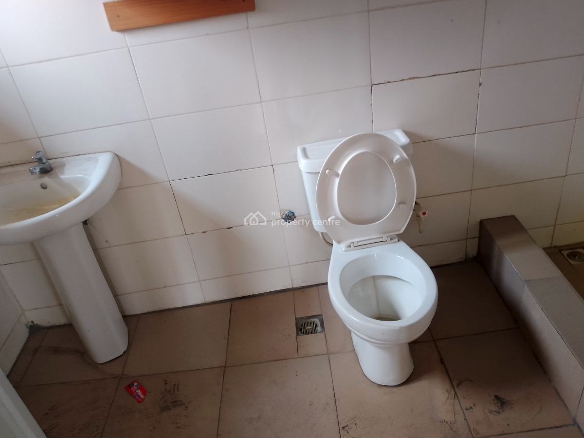 a Room Shared Apartment, Anamco, Sangotedo, Sangotedo, Ajah, Lagos, Self Contain (single Rooms) for Rent