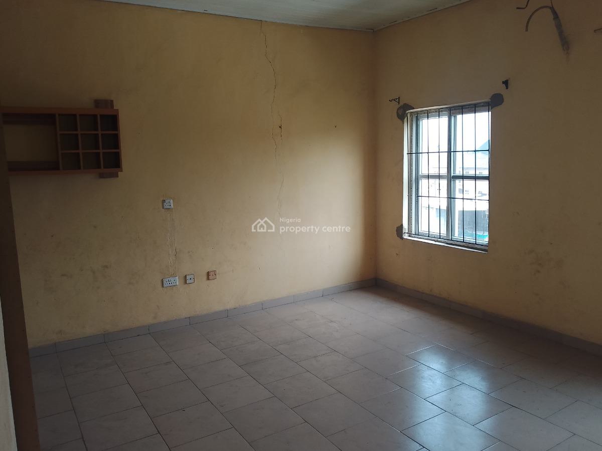 a Room Shared Apartment, Anamco, Sangotedo, Sangotedo, Ajah, Lagos, Self Contain (single Rooms) for Rent
