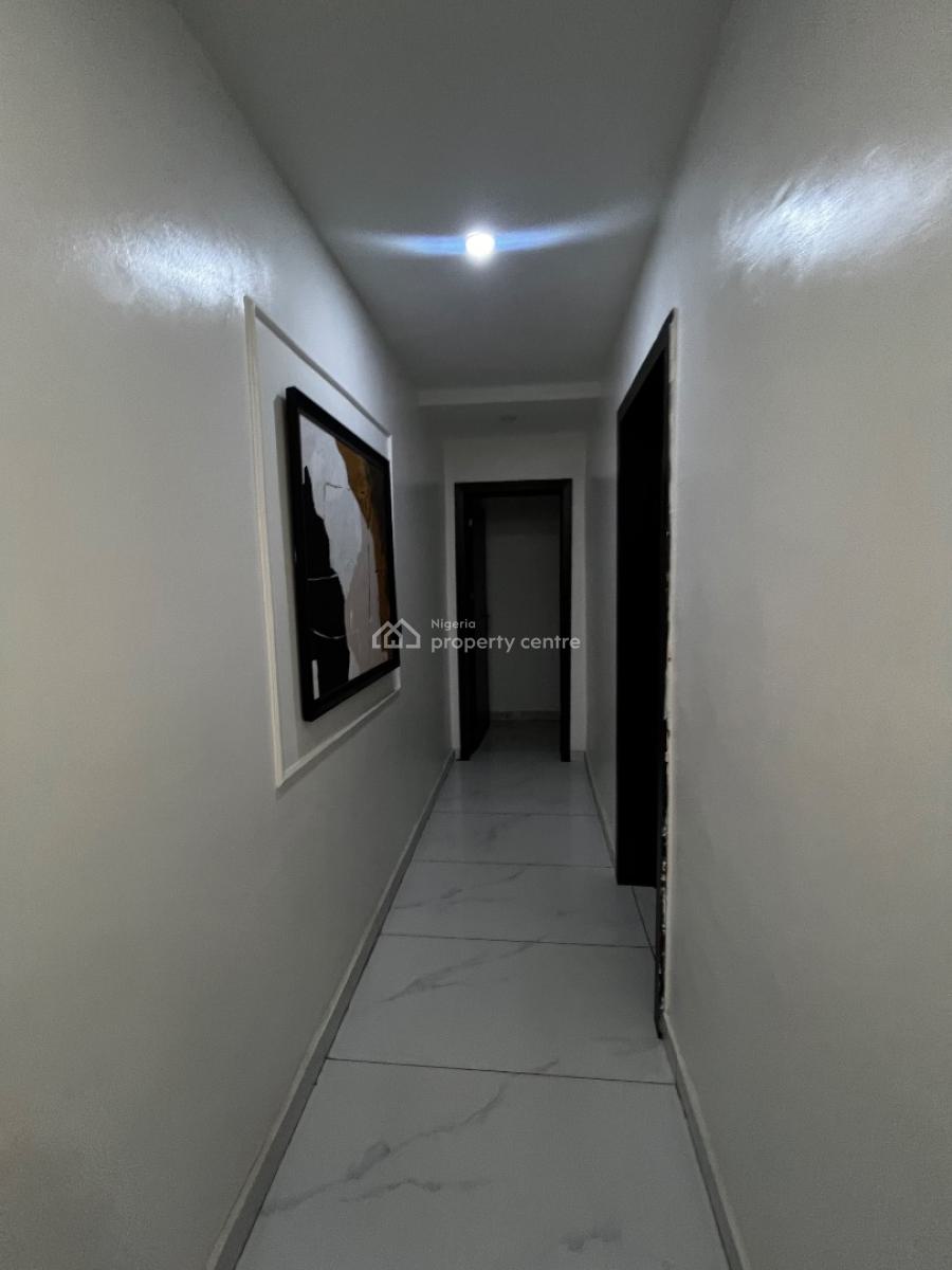 Spacious 2 Bedroom Flat Comes with a Swimming Pool, Ikate, Ikate Elegushi, Lekki, Lagos, Flat / Apartment for Sale