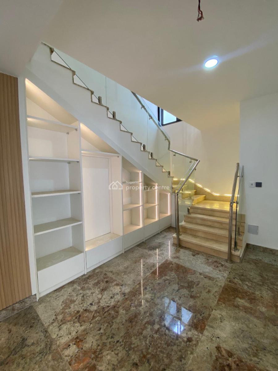4 Bedroom Semi Detached Duplex with Bq, Generator, Acs, Guzape District, Abuja, Semi-detached Duplex for Sale