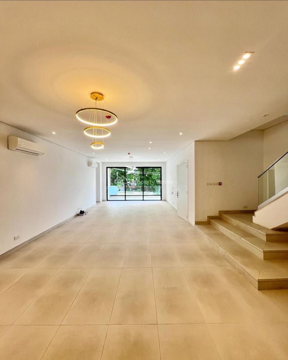 Unparalleled Luxury 4 Bedroom Penthouse with 2 Bq, Ikoyi, Lagos, Flat / Apartment for Sale