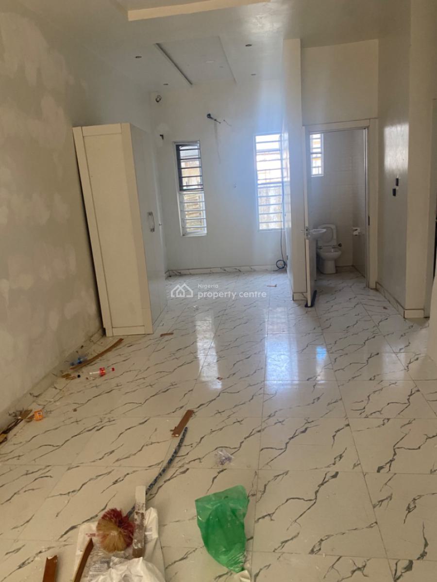 Spacious Studio Apartment in an Estate, Lekki, Lagos, Flat / Apartment for Rent