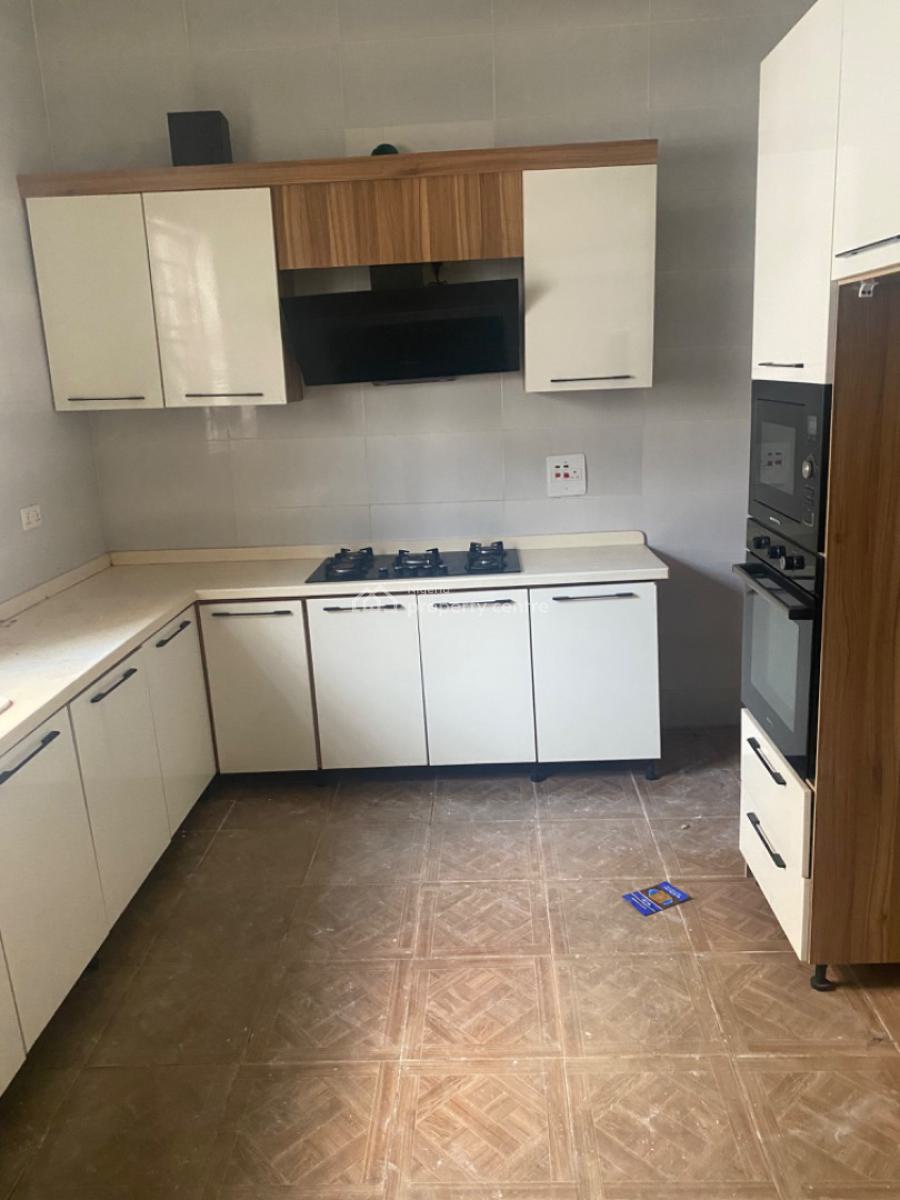 Spacious Studio Apartment in an Estate, Lekki, Lagos, Flat / Apartment for Rent