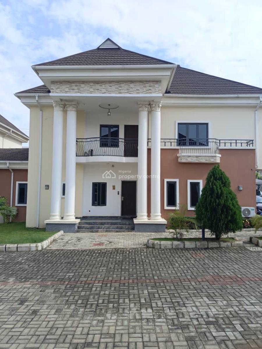Tastefully Finished 4 Bedrooms Semi Detached Duplex, Off Nnpc, Guzape District, Abuja, Semi-detached Duplex for Rent