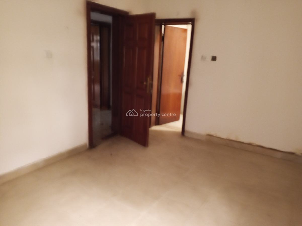 One  Bed Room, Off Adminraly Way Lekki Phase1, Lekki, Lagos, Mini Flat (room and Parlour) for Rent