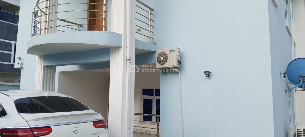 3 Bedroom, Off Adminraly Way Lekki Phase1, Lekki, Lagos, Flat / Apartment for Rent
