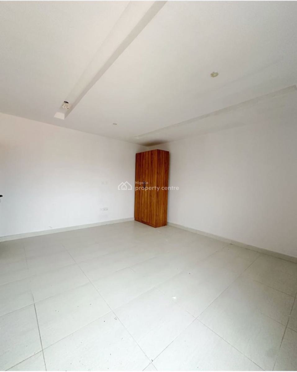2bedroom  Serviced Apartment, Lekki Phase 1, Lekki Phase 1, Lekki, Lagos, Block of Flats for Sale