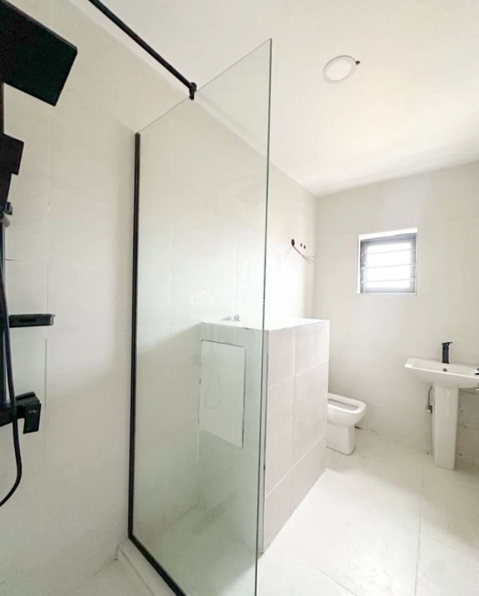 2bedroom  Serviced Apartment, Lekki Phase 1, Lekki Phase 1, Lekki, Lagos, Block of Flats for Sale