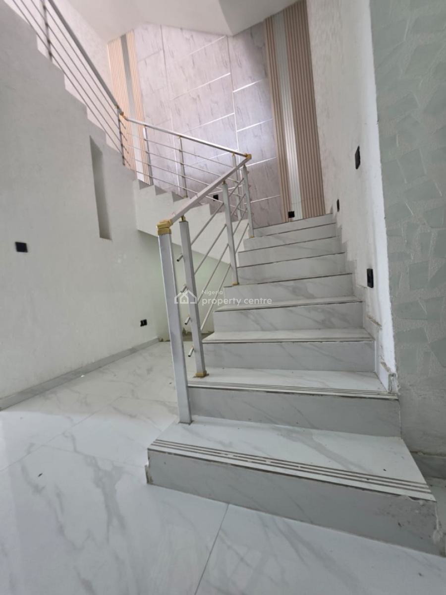 5 Bedrooms Semi Detached Duplex with Bq, Victoria Park Estate, Victoria Island (vi), Lagos, Semi-detached Duplex for Sale