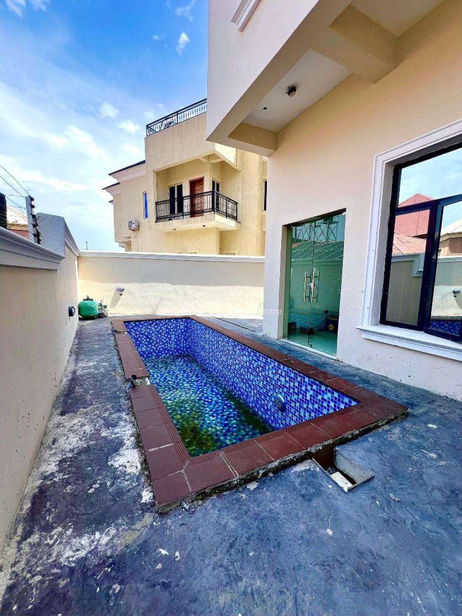 Massive 5 Bedroom Duplex with a Pool,gym,cinema and 2 Bqs, Lekki Phase 1, Lekki, Lagos, House for Sale