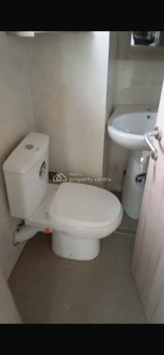 Brand New 2bedroom Flat with Bq,1st,2nd & Ground Floor Available, Jahi By Aduvie, Jahi, Abuja, Flat / Apartment for Rent