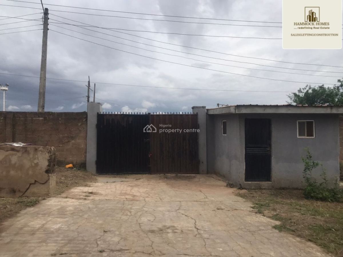 3-bedroom Bungalow on 2 Plots, Custom Gate, Dele Akinmusuti Street, Oluyole, Oluyole, Oyo, Detached Bungalow for Sale