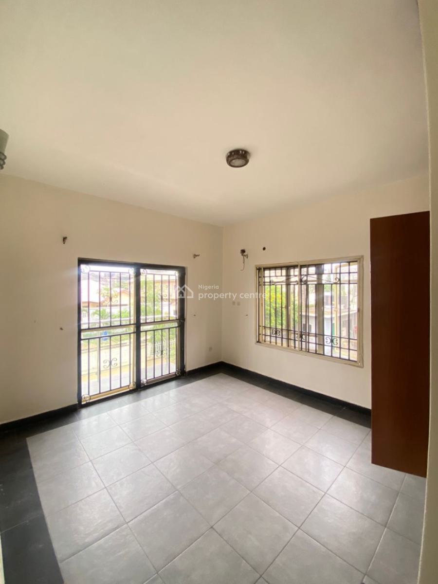 3 Bedroom Apartment, Lekki Phase 1, Lekki, Lagos, Flat / Apartment for Rent
