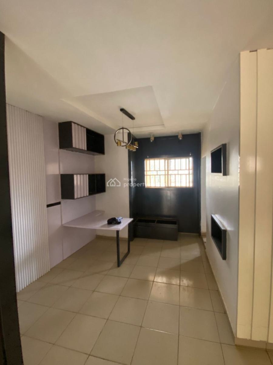 Spacious 2bedroom (three Toilets) By Dawaki Modern Market., Dawaki, Gwarinpa, Abuja, Flat / Apartment for Rent