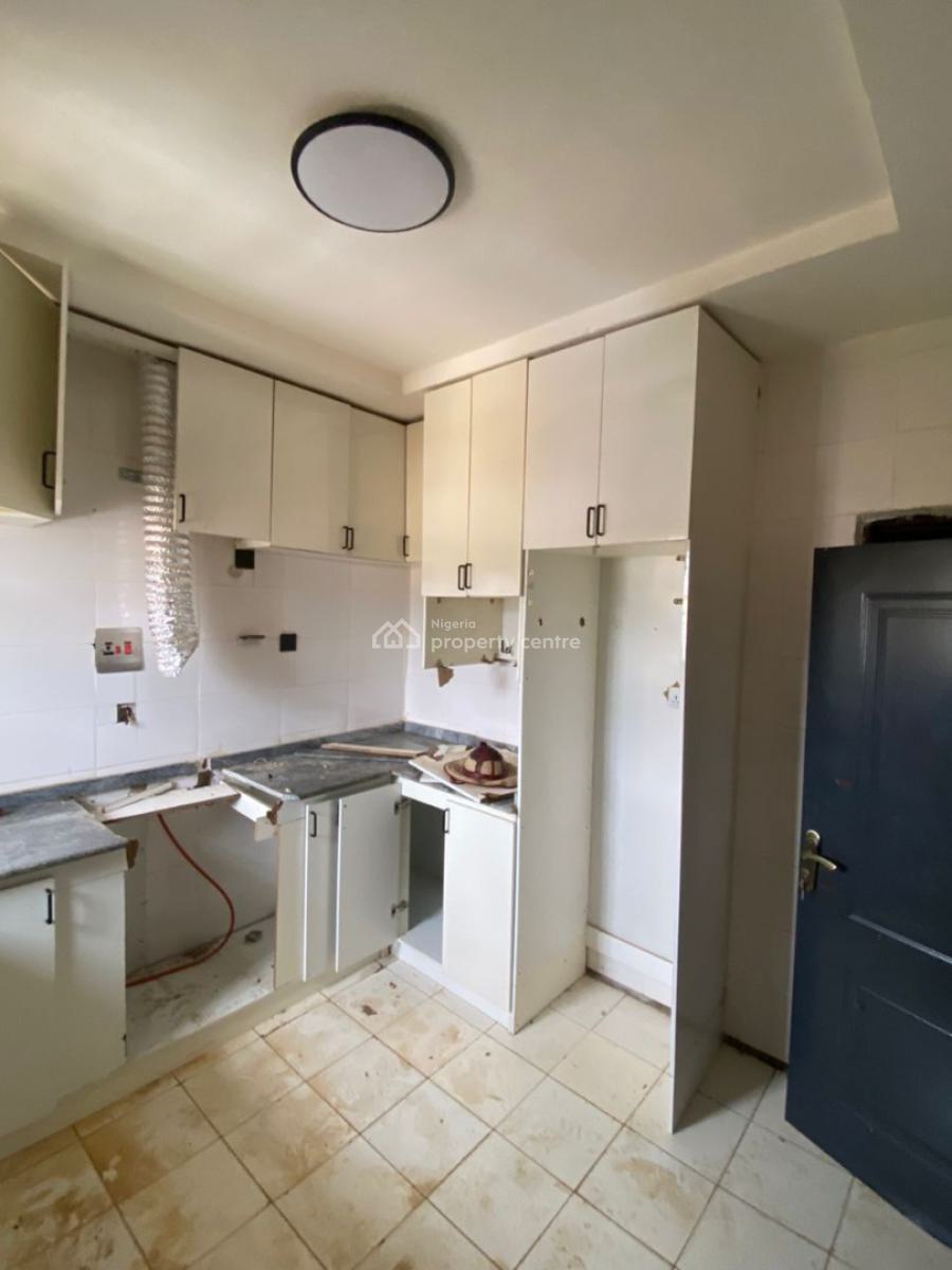 Spacious 2bedroom (three Toilets) By Dawaki Modern Market., Dawaki, Gwarinpa, Abuja, Flat / Apartment for Rent