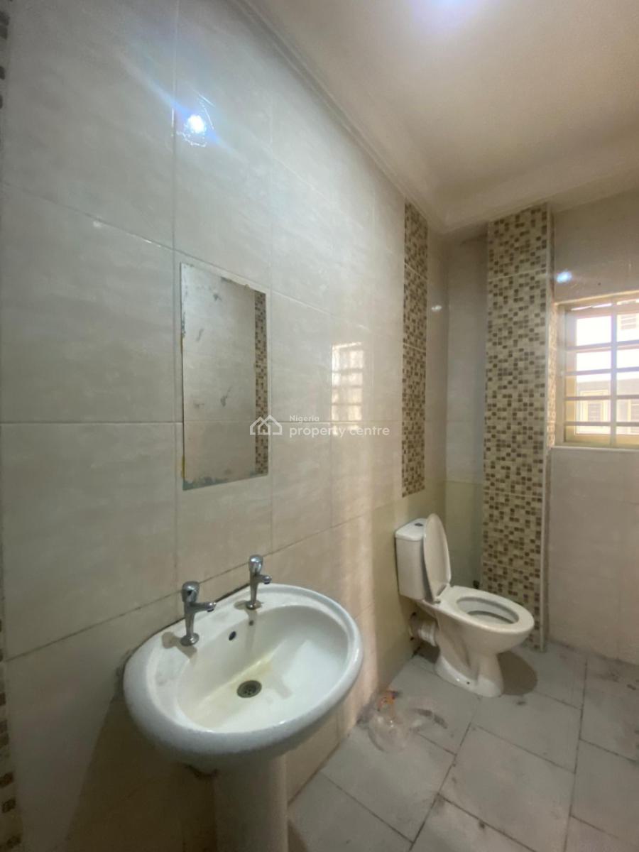 Cozy 3-bedroom Apartment, Orchid, Lekki, Lagos, Flat / Apartment for Rent