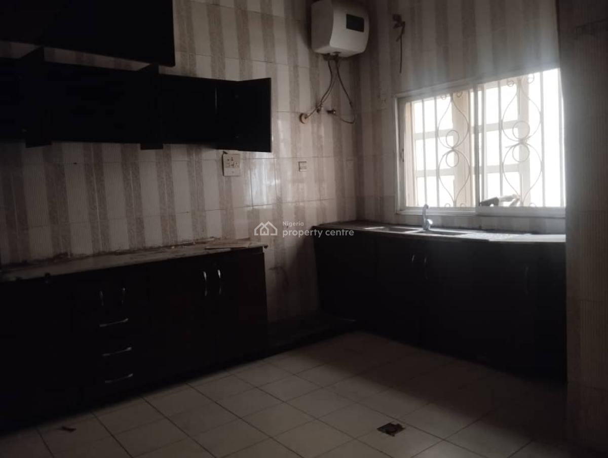 a Good Spacious 4bedroom Semi-detached Duplex, Kado District Abuja, Kado, Abuja, Semi-detached Duplex for Rent