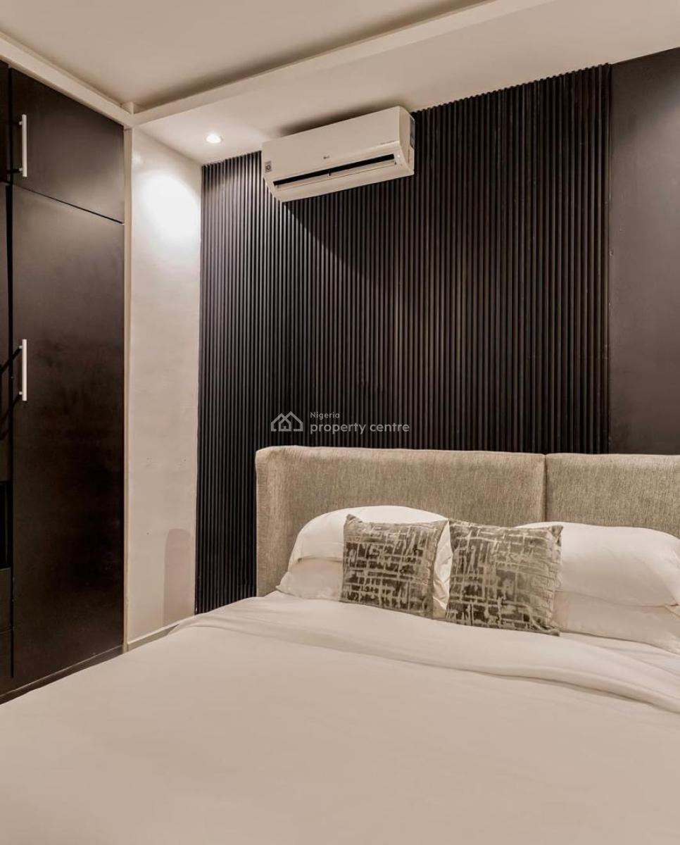 Luxury 2bedroom Apartment with Swimming Pool,ps5, Gym and Snooker Boar, Ikoyi, Lagos, Flat / Apartment Short Let