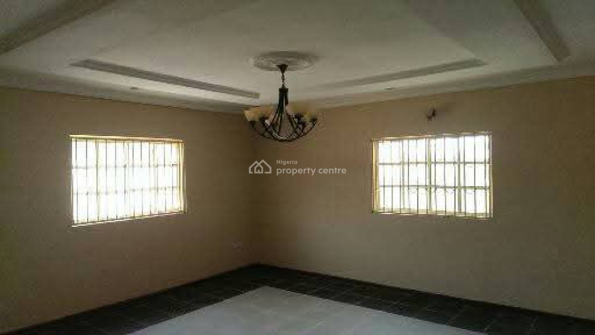 Old 4 Bedroom Detached Duplex, Ikeja, Lagos, Detached Duplex for Sale