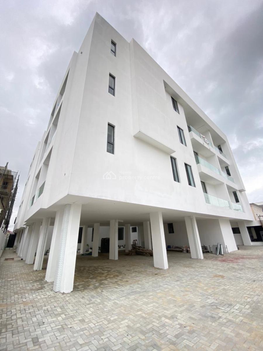 Luxury 2 Bedroom Apartment with Swimming Pool and Gym, Lekki Phase 1, Lekki, Lagos, Block of Flats for Sale