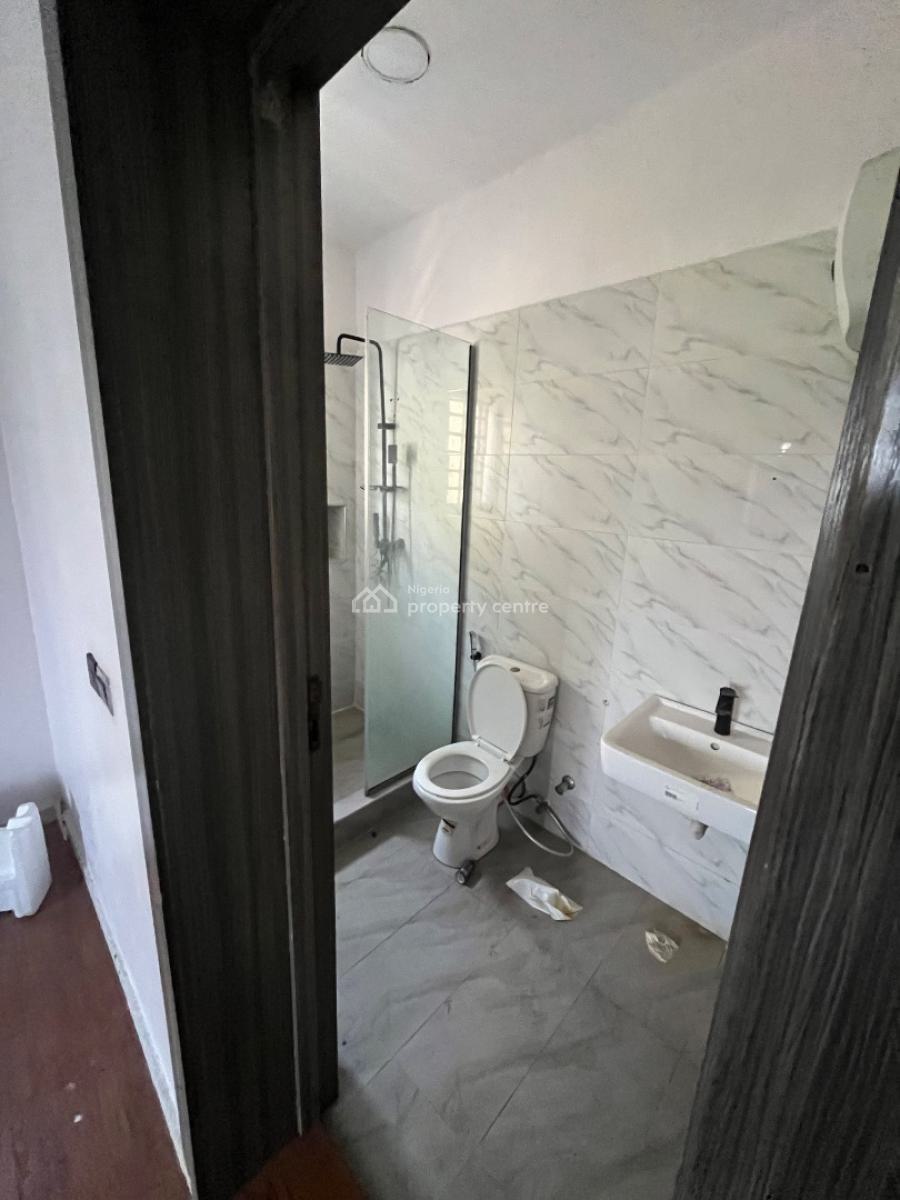 Mini Flat, Off Admiralty Way, Lekki Phase 1, Lekki, Lagos, Mini Flat (room and Parlour) for Rent