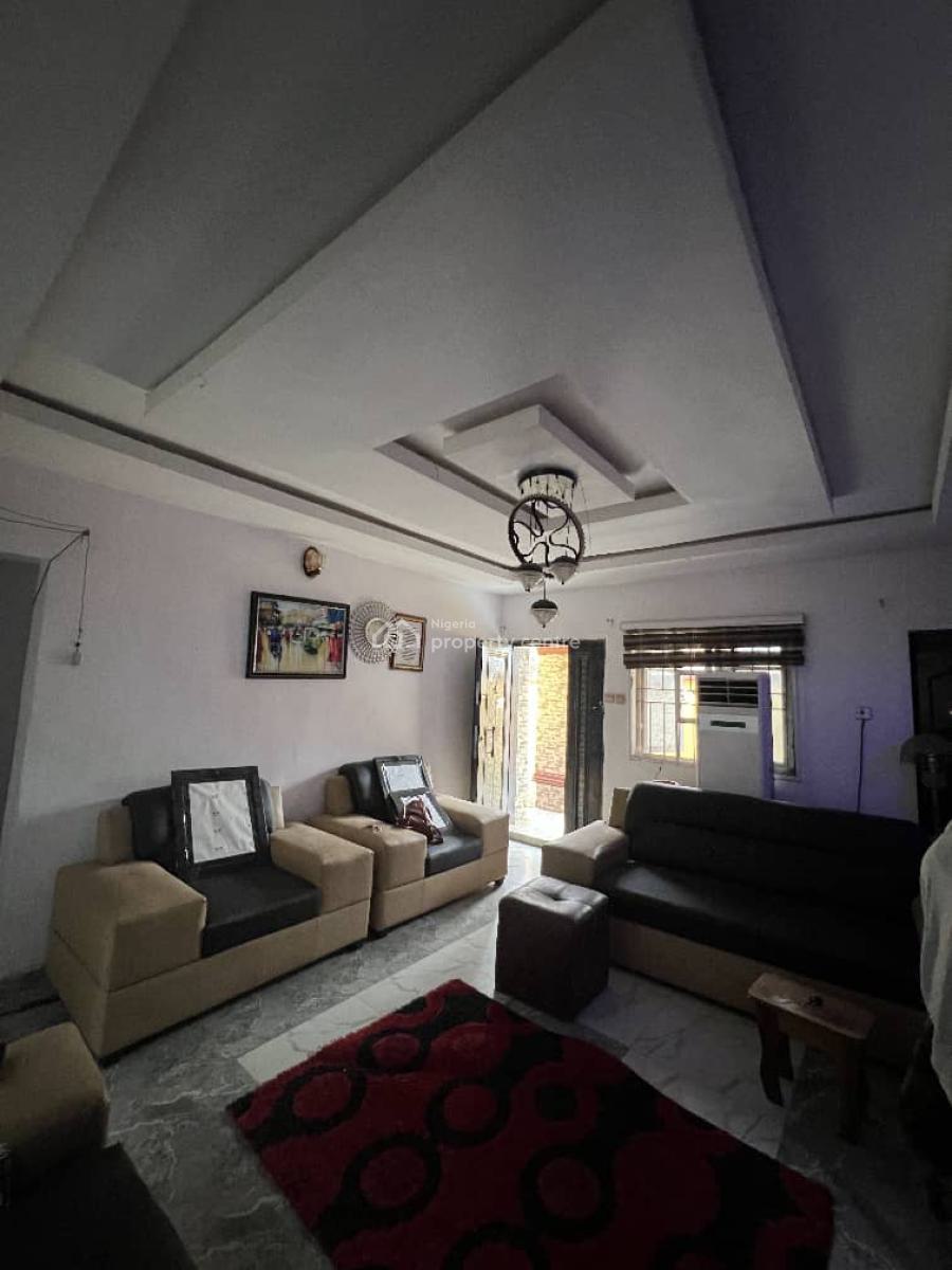 Well Maintained 3bedrooms House at Celica Ibadan, Celica, Alakia, Ibadan, Oyo, Detached Bungalow for Sale