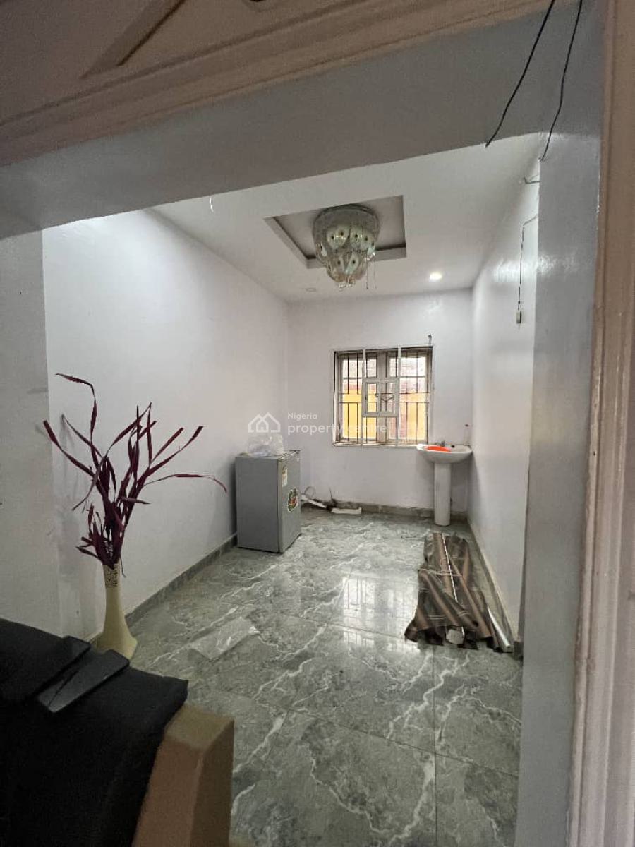 Well Maintained 3bedrooms House at Celica Ibadan, Celica, Alakia, Ibadan, Oyo, Detached Bungalow for Sale