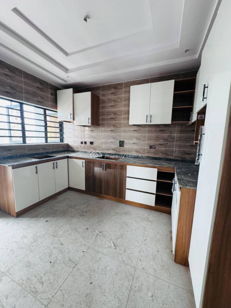 Premium 3bedrooms Flat at Kolapo Ishola Gra Ibadan, Kolapo Ishola G.r.a, Akobo, Ibadan, Oyo, Flat / Apartment for Sale