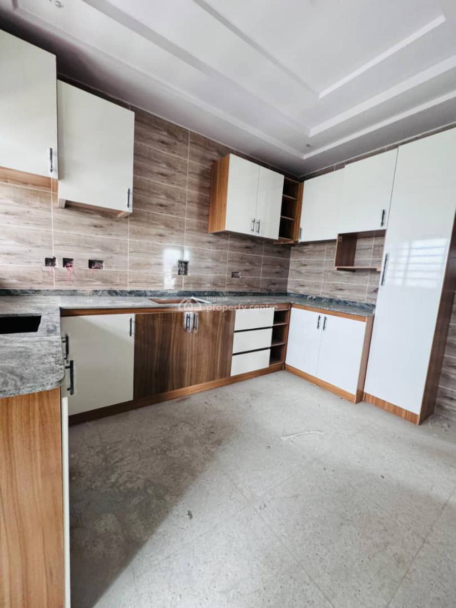 Premium 3bedrooms Flat at Kolapo Ishola Gra Ibadan, Kolapo Ishola G.r.a, Akobo, Ibadan, Oyo, Flat / Apartment for Sale