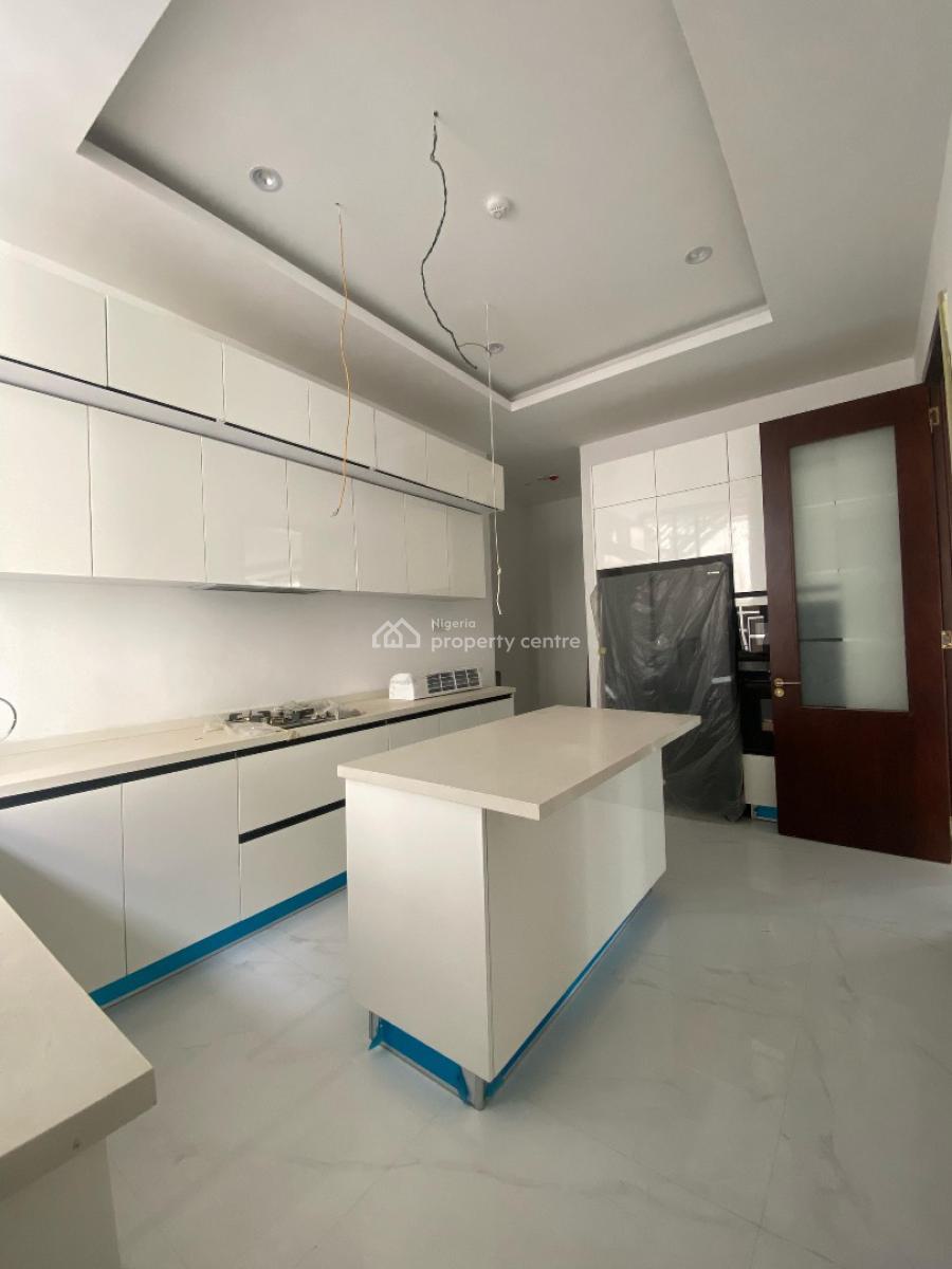 Luxury Brand New 3 Bedroom Apartment, Off Admiralty Way, Lekki Phase 1, Lekki, Lagos, Flat / Apartment for Rent