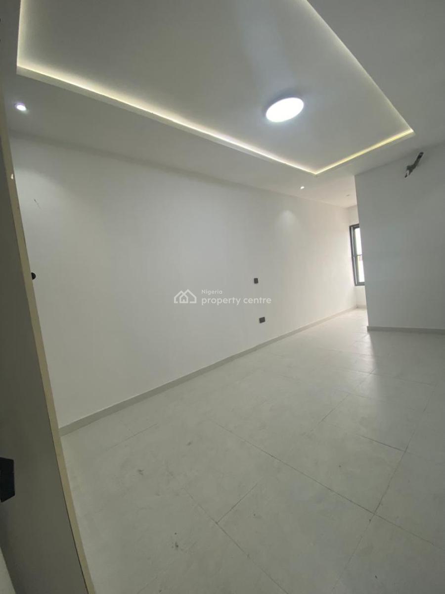 5 Bedroom Terrace, Orchid Road, Lekki, Lagos, Terraced Duplex for Sale